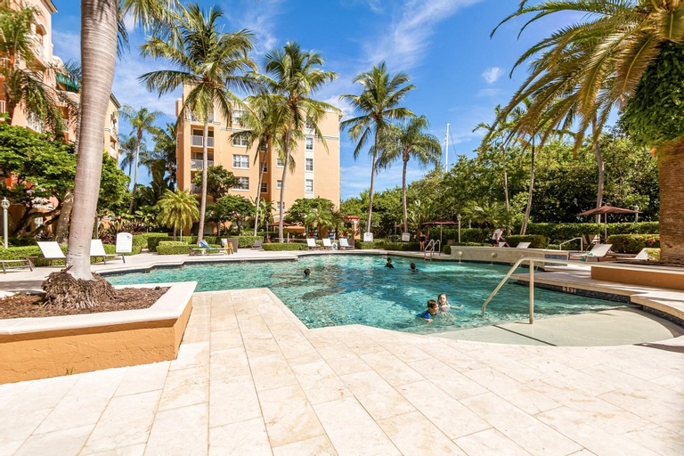 Sport & Beauty 2, Wonderful 3 Bedroom Condo in the Heart of Aventura, Miami-Dade