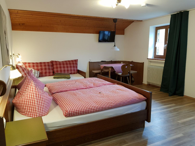 Others 3, Haus Matzl inkl. Chiemgaukarte, Traunstein