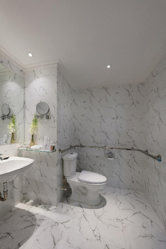 Bathroom 2