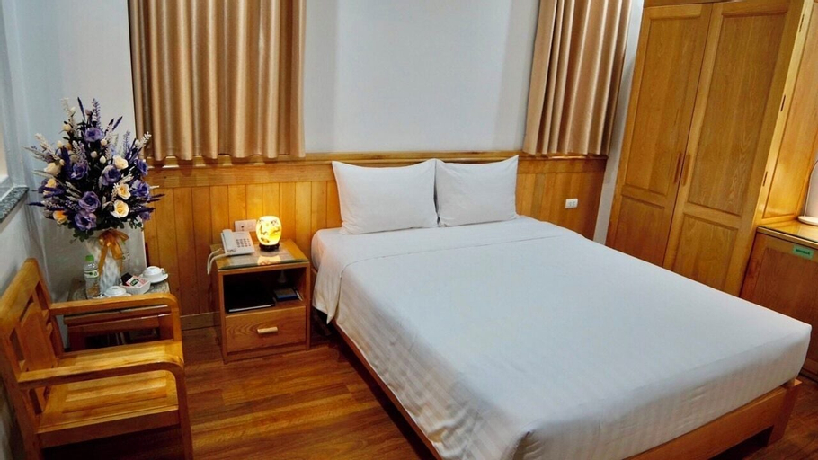 Bedroom 8