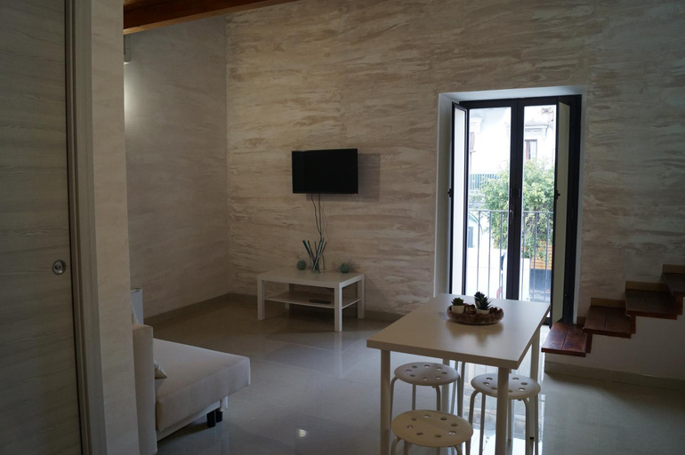 Others 3, Briscola Home, Catania
