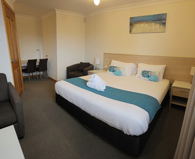 Bedroom 2, Copacabana Shores, Gosford - East