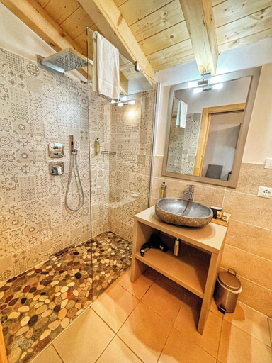 Bathroom 5, Chalet Torcel - Hidden Nature & Spa Retreat Dolomites, Trento