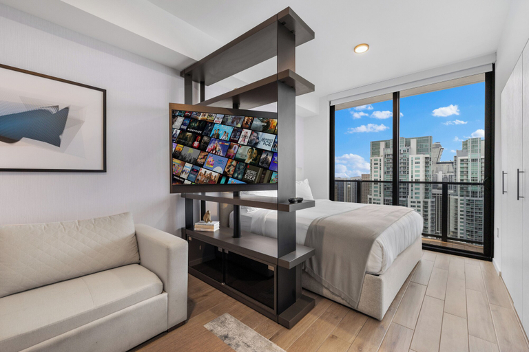 Bedroom 3, Downtown Miami Luxury Studio W Bay View, Miami-Dade