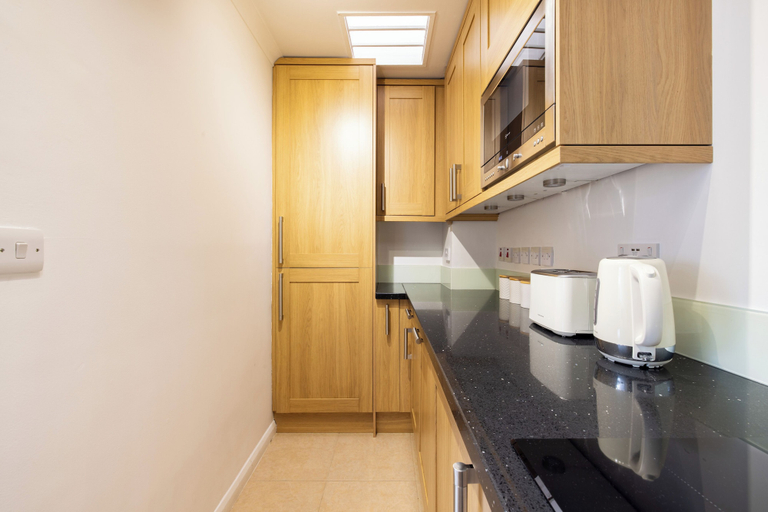 Others 5, Chelsea Harbour Luxury Apartment, London