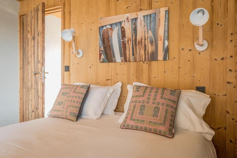 Bedroom 3, LES CABANES De La Maison Rouge, Savoie