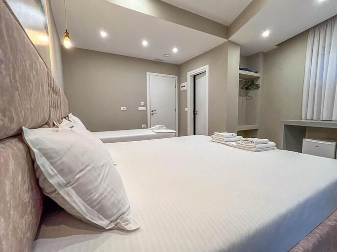 Bedroom 2, Rumani 3 Islands Hotel, Sarandës