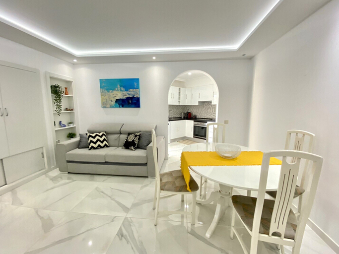 Others 5, Albufeira Crystal by Homing, Albufeira
