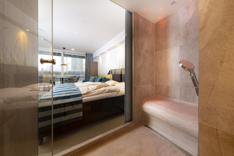 Bedroom 5, SlowDown Bottsand Hotel und Spa, Plön