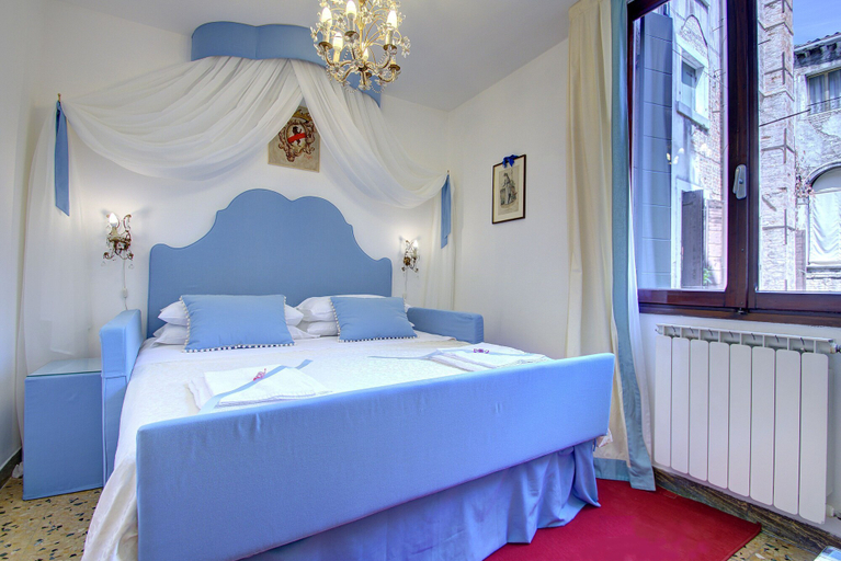 Room 4, MARCO Canal-views, Venezia