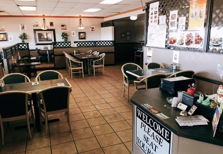 Food & Drinks 5, Hi Valley Motor Inn, Division No. 18