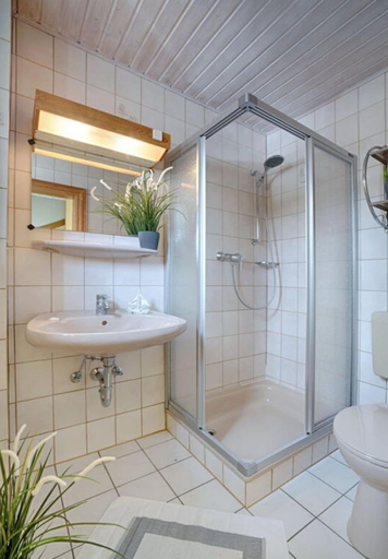 Bathroom, Holiday Apartment Sunrise, Ostholstein