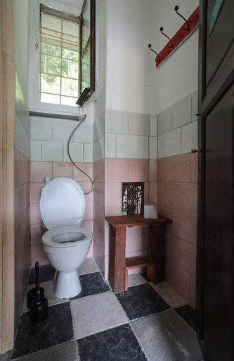 Bathroom 3, Chaticka - Spalov, Jablonec nad Nisou