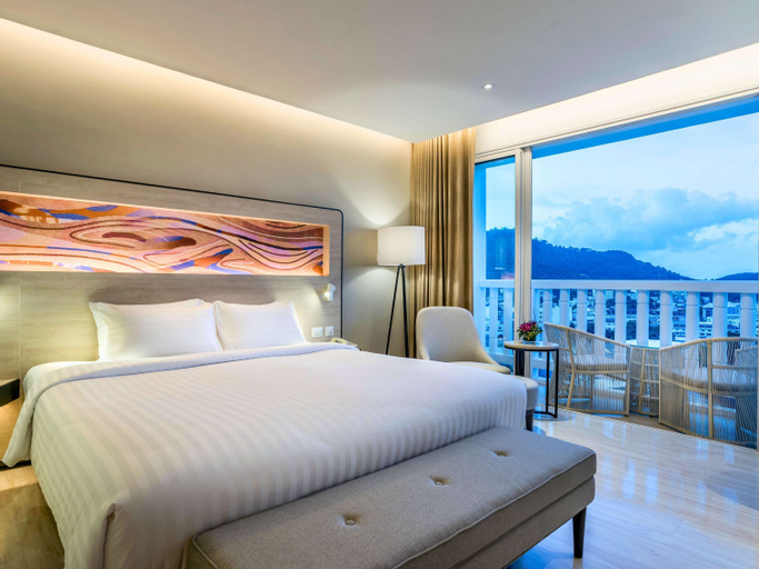 Bedroom 5, Novotel Phuket City Phokeethra, Phuket Island