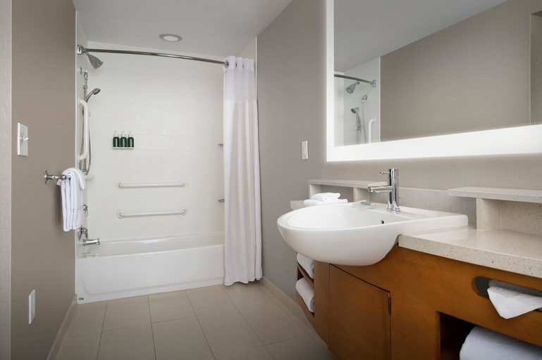 Bathroom 6