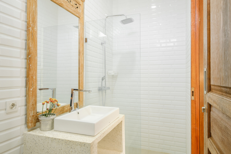 Bathroom 5