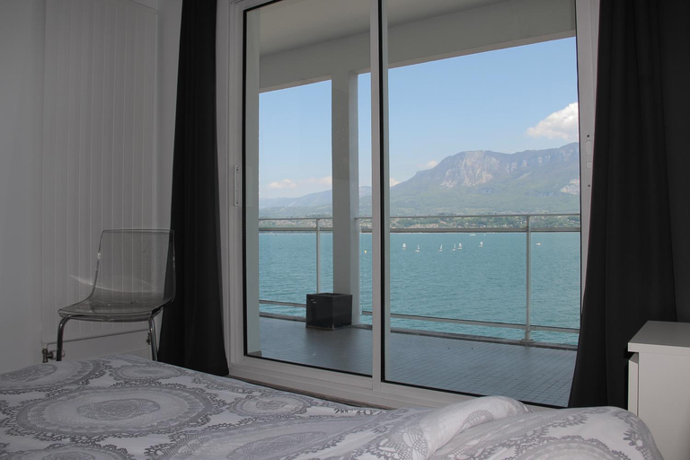 Others 2, DEPAYSEMENT AU BORD DU LAC, Savoie