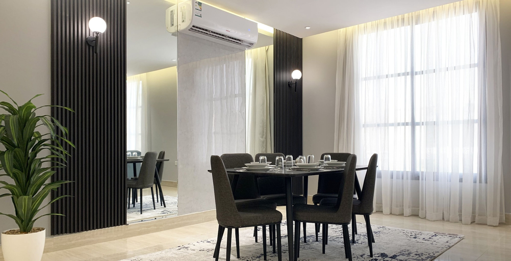 Others 4, Sahafa A-9 Royal touch Balcony AZ74, Riyadh