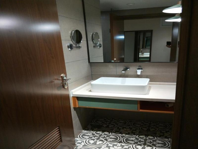 Bathroom 5, Gem Hotel Huainan Tianjia An District Chaoyang Don, Huainan