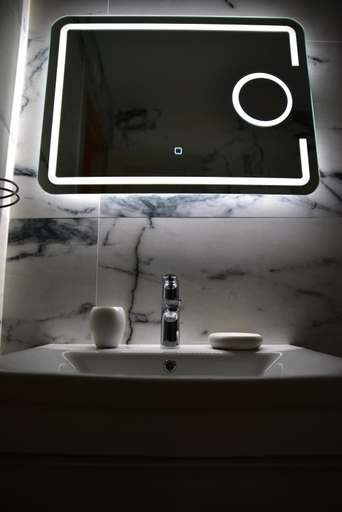 Bathroom 2, The King Resort, Tirana