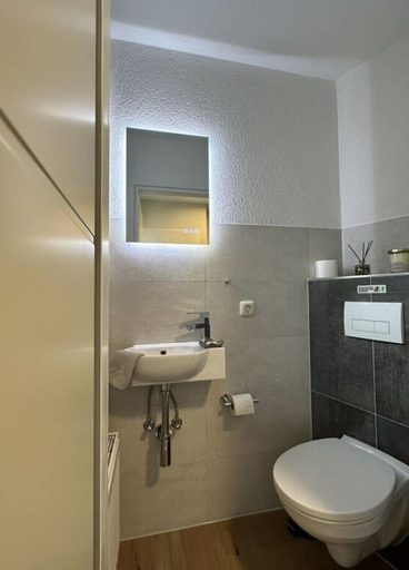 Bathroom 4, Raceweide - Marbi, Friesland