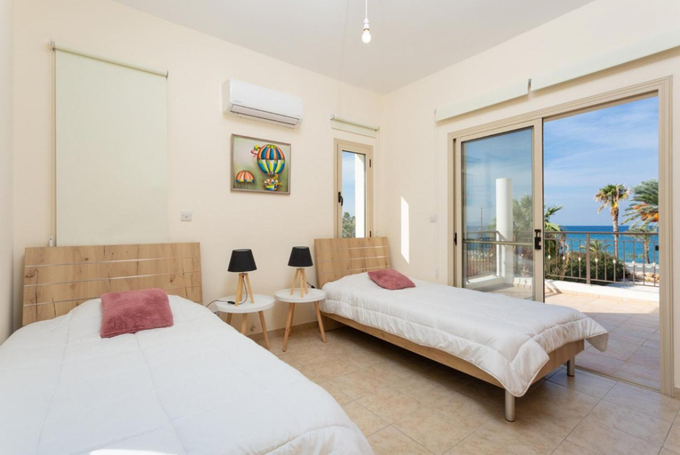 Bedroom 2, Villa Seashore One