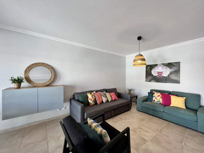 Others 5, Albufeira Garden Villa With Pool, Albufeira