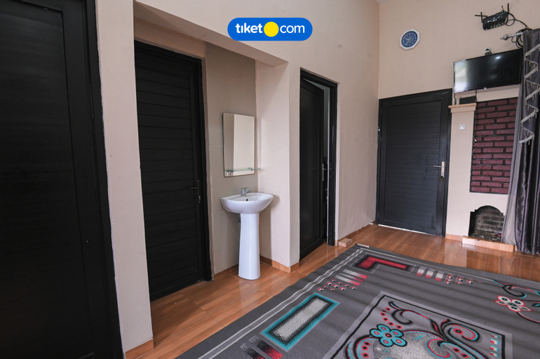 Bathroom 6