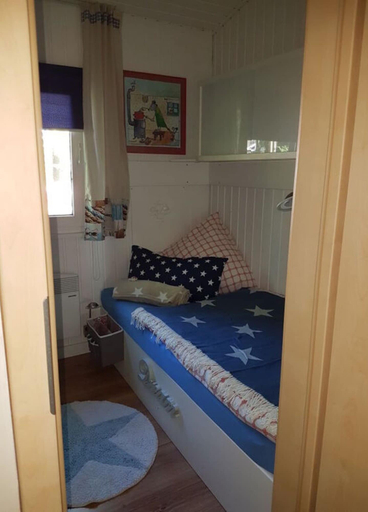 Room 5, Holiday Home Amelie Comfortable Vacation Home, Rendsburg-Eckernförde