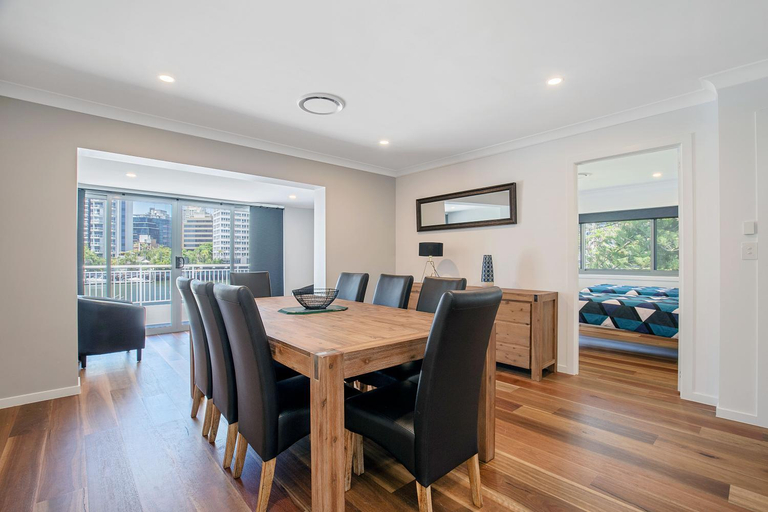 Others 5, 29 Stanhill drive, Gold Coast