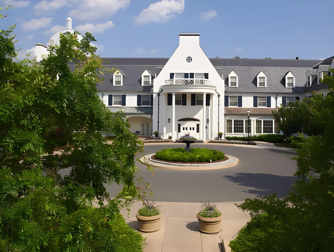 Exterior & Views 2, The Nittany Lion Inn, Centre