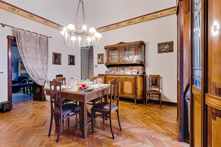 Others 4, antica bifora rsm