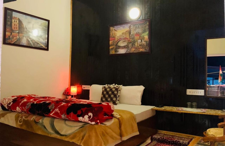 Bedroom 2, Solan Regency, Solan