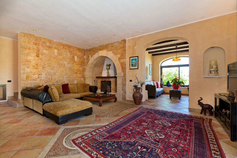 Others 5, Villa Athena, Trapani