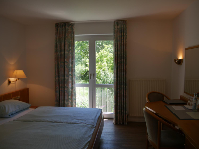 Bedroom 2, Landgasthof Adler OHG, Hohenlohekreis