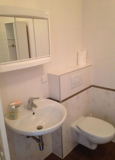 Bathroom 3, Holiday Apartment Comfortable Vacation Home, Wien