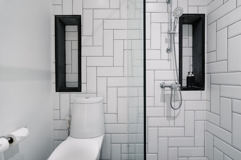 Bathroom 4