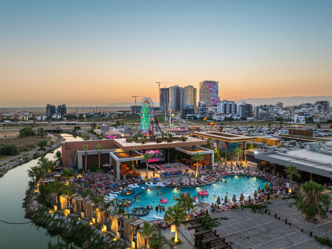 Exterior & Views 2, Grand Sapphire Resort & Casino