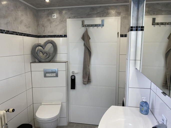 Bathroom 3, Zimmervermietung Volland, Weimar