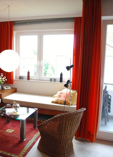 Living area 3, Near the Beach Modern Retreat, Friesland