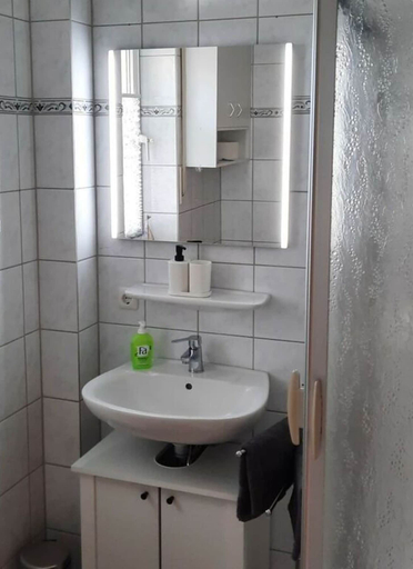 Bathroom 3, Luetje Huuske Modern Retreat, Aurich