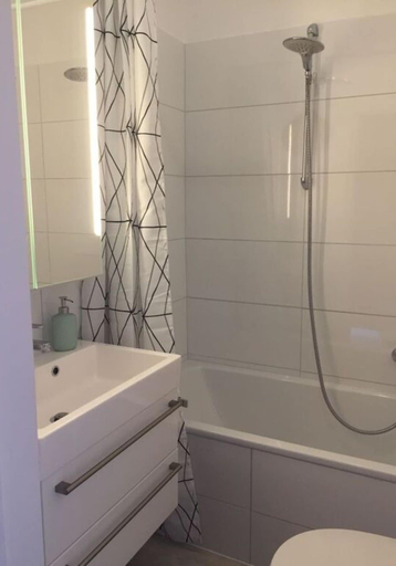 Bathroom 5, Pearl With sea View Comfortable Vacation Home, Ostholstein
