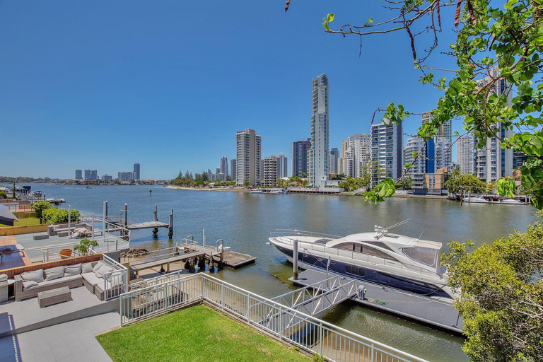 Others 4, 29 Stanhill drive, Gold Coast