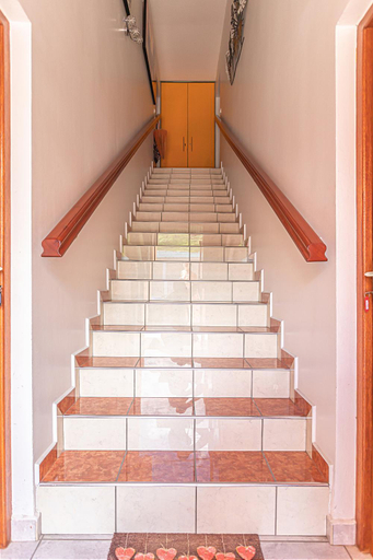 Others 4, VILLA DALHIA, Pointe-Noire