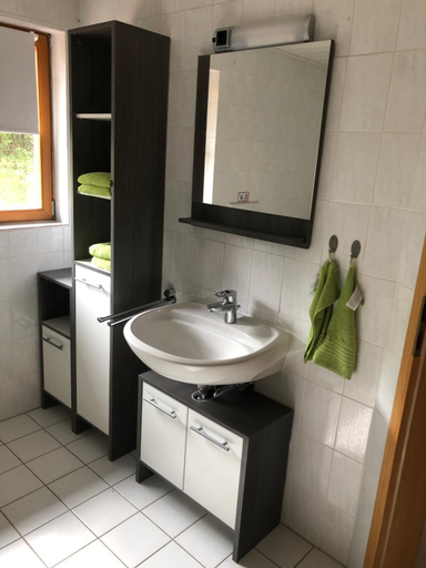 Bathroom, Ferienwohnung am Rohrbacherhof Sabine Ruck, Main-Kinzig-Kreis