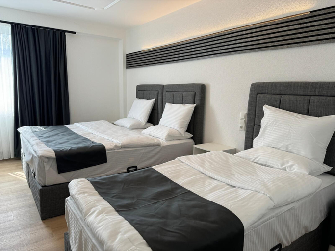 Bedroom 4, Dido Diamond Hotel, Offenbach
