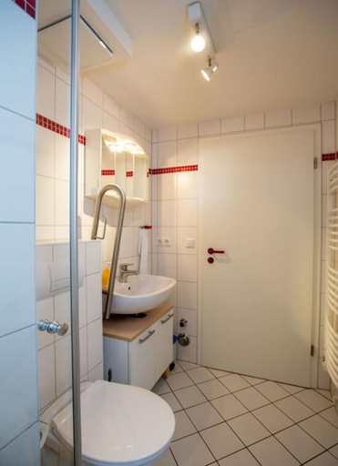 Bathroom 2, 3 Villa Blanck Comfortable Holiday Residence, Mecklenburgische Seenplatte