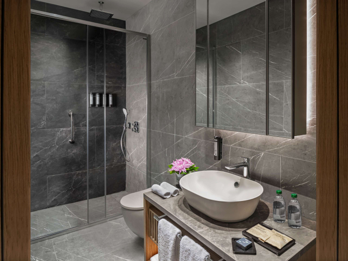 Bathroom 3, Mövenpick Living Istanbul Saklivadi, Kağıthane
