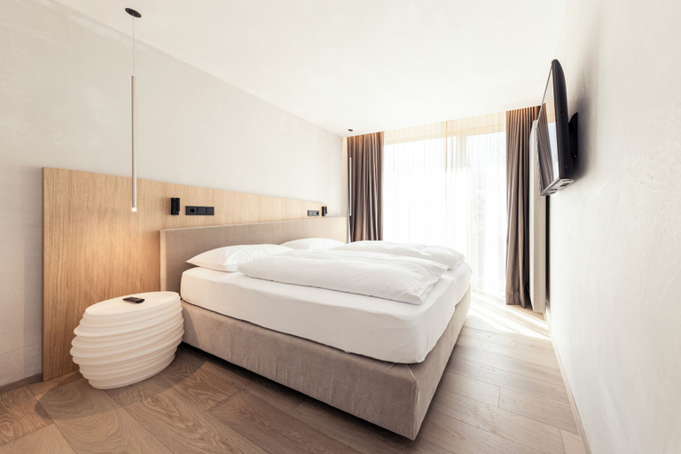 Bedroom 4, Hotel Winkler, Bolzano