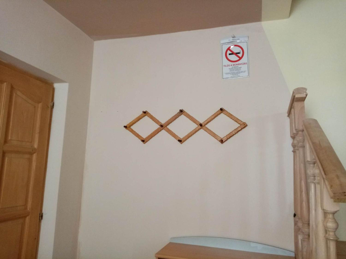 Others 5, Bella Vendeghaz, Székesfehérvár
